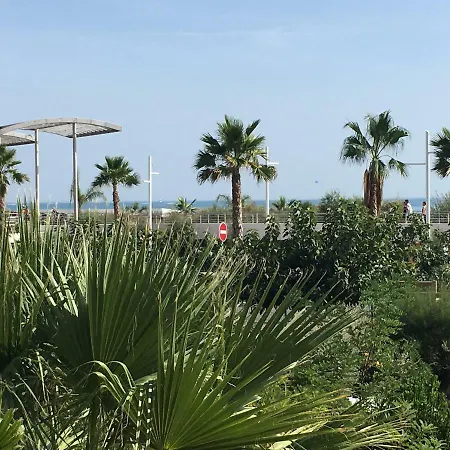 De La Plage Apartment Vias